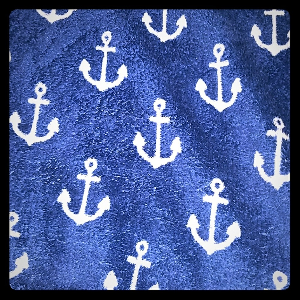 Soft anchor blanket